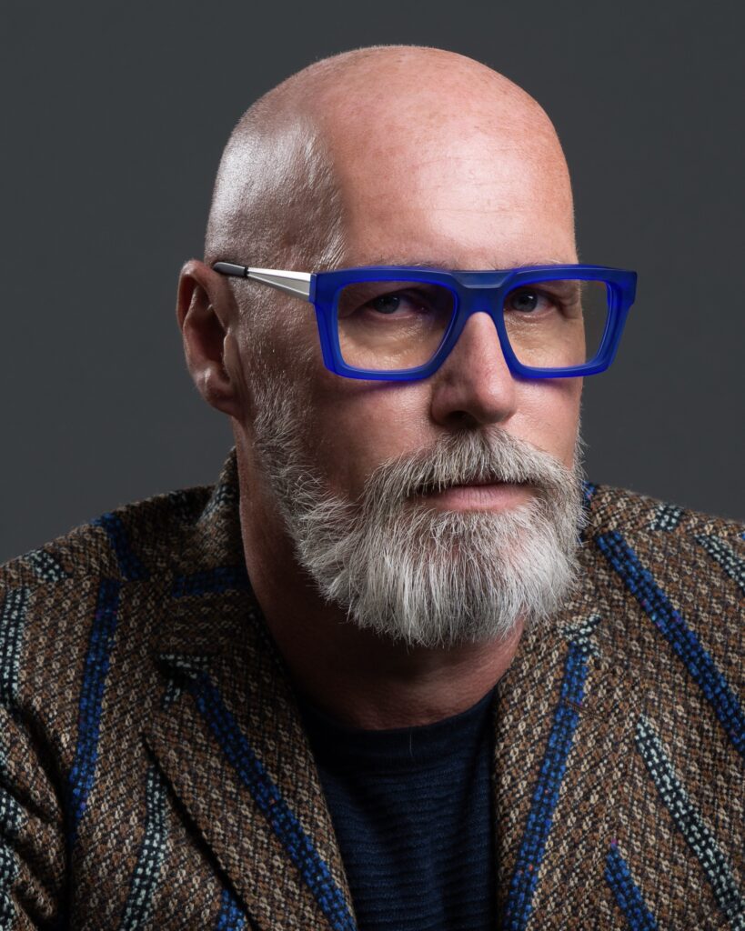 Man wearing Contour William in Admiral Blue Glasses