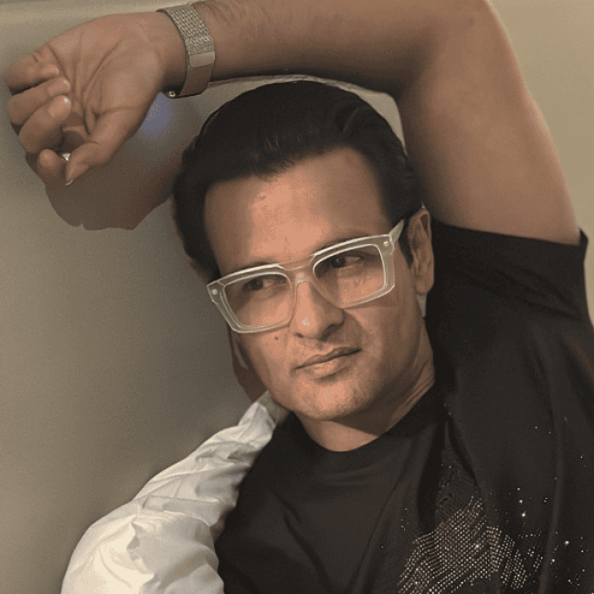 Rohit Roy wearing William in Glacier